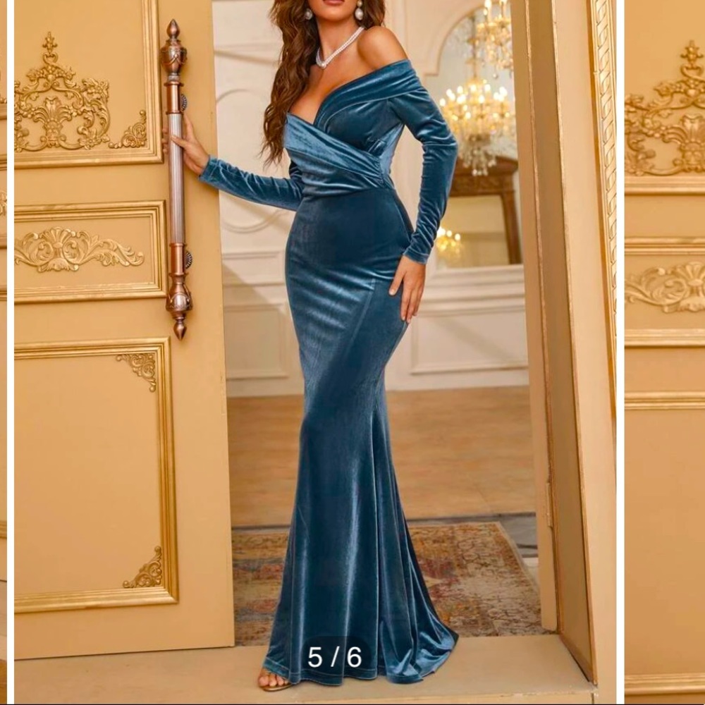 Off Shoulder Velvet Mermaid Dress